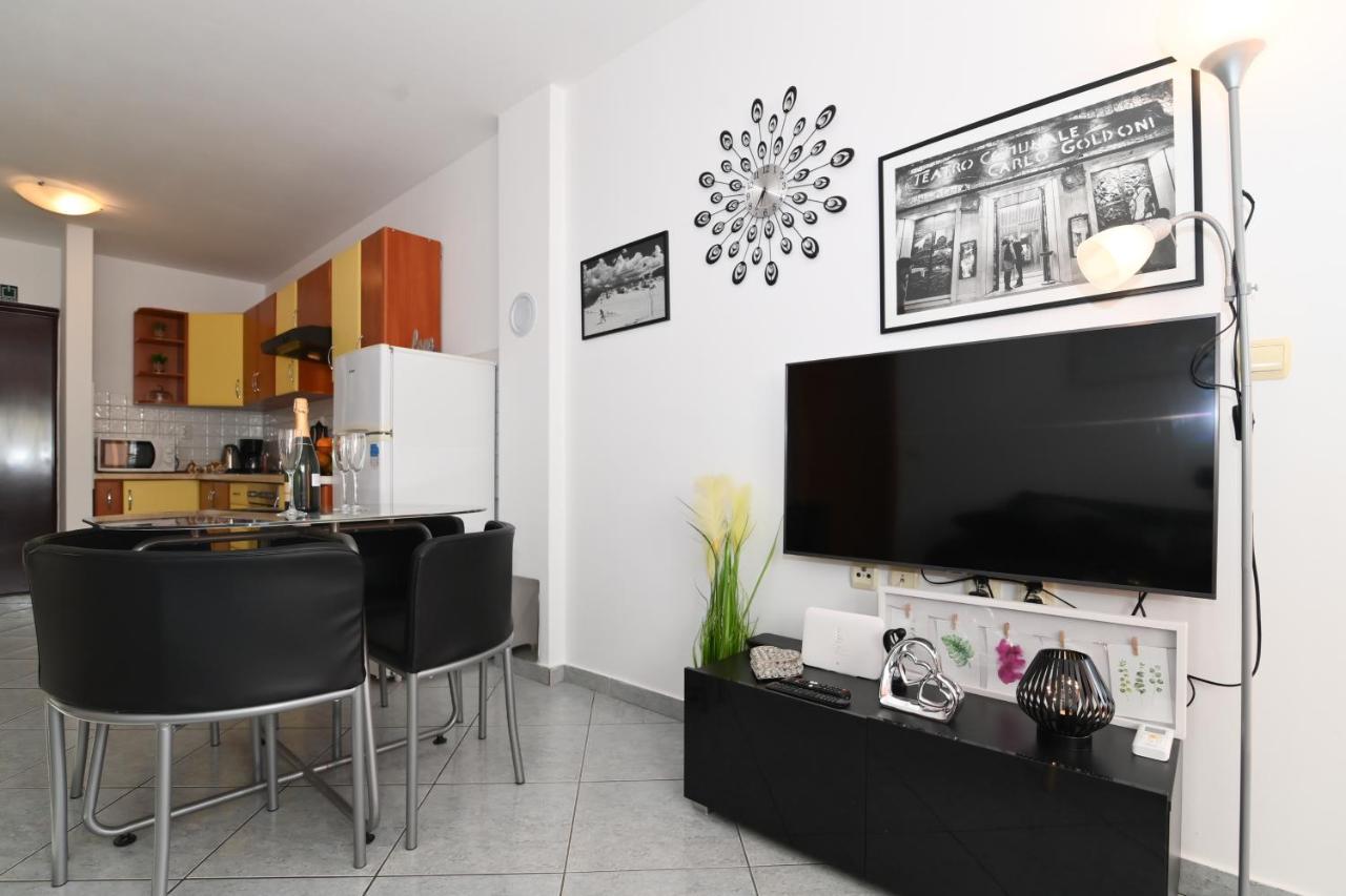 Rossy Appartement Rijeka Buitenkant foto
