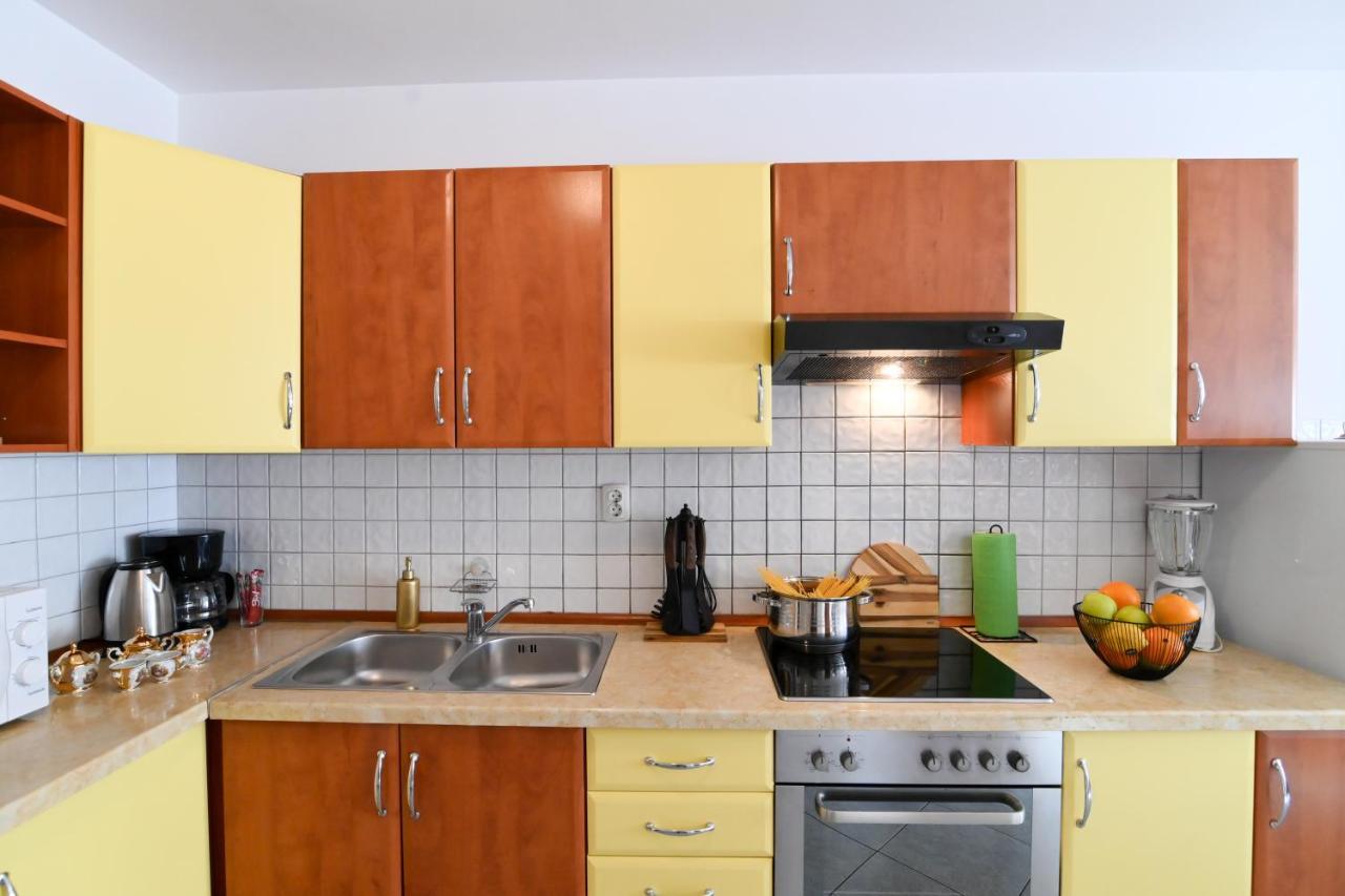 Rossy Appartement Rijeka Buitenkant foto