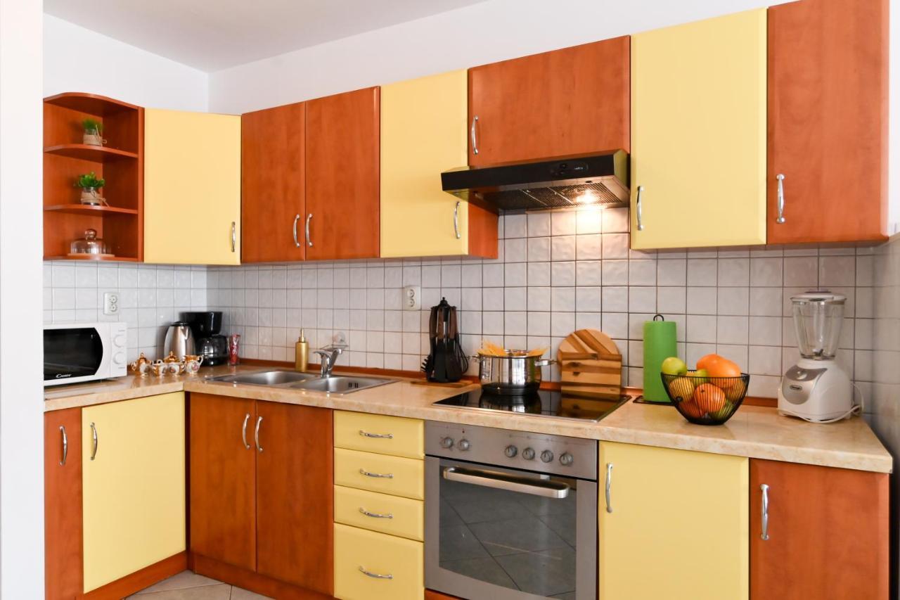 Rossy Appartement Rijeka Buitenkant foto